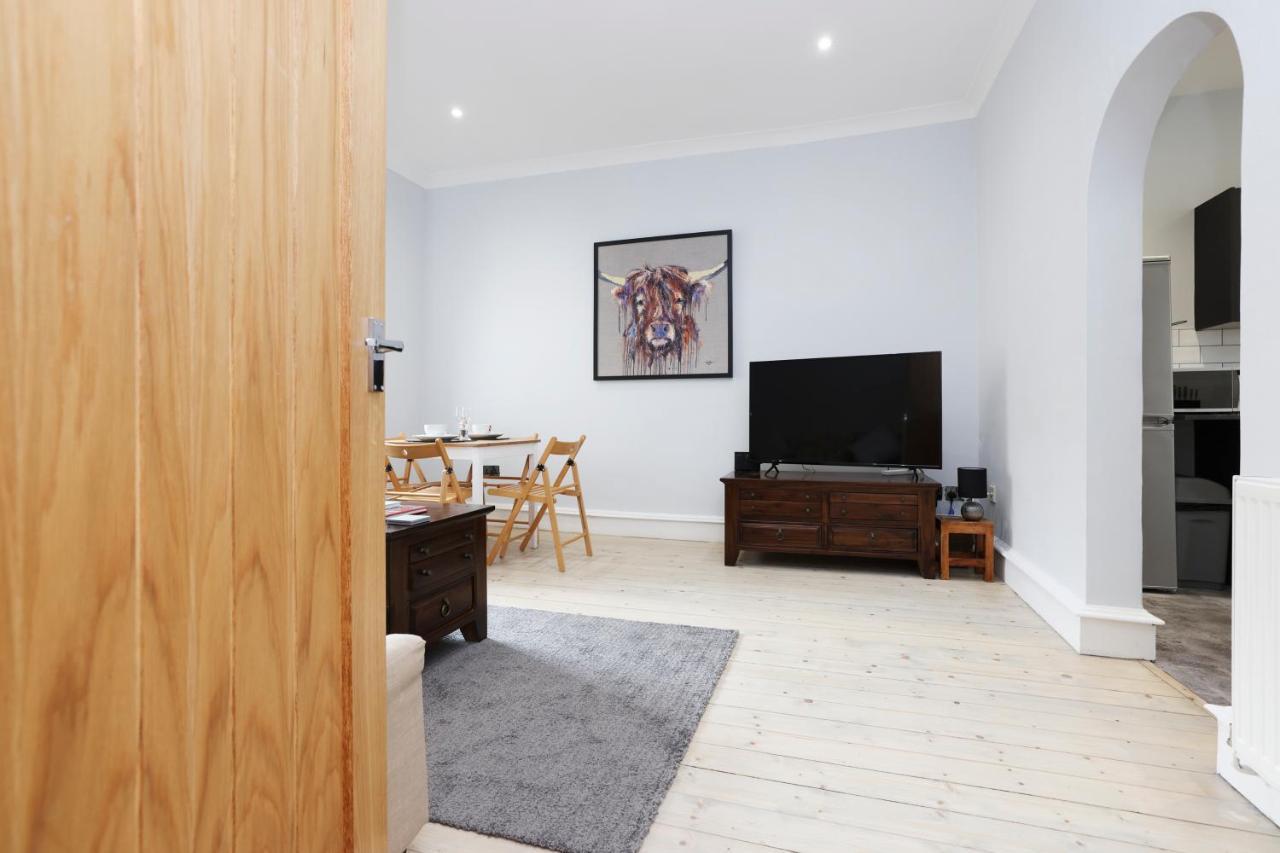 Stunning 2 Bed Apt Nr The Royal Mile & The Castle EDI Exterior photo