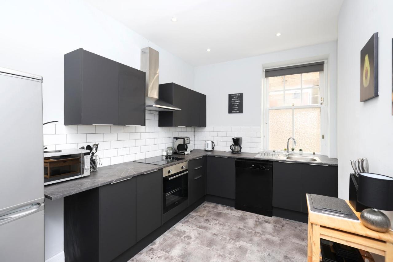 Stunning 2 Bed Apt Nr The Royal Mile & The Castle EDI Exterior photo