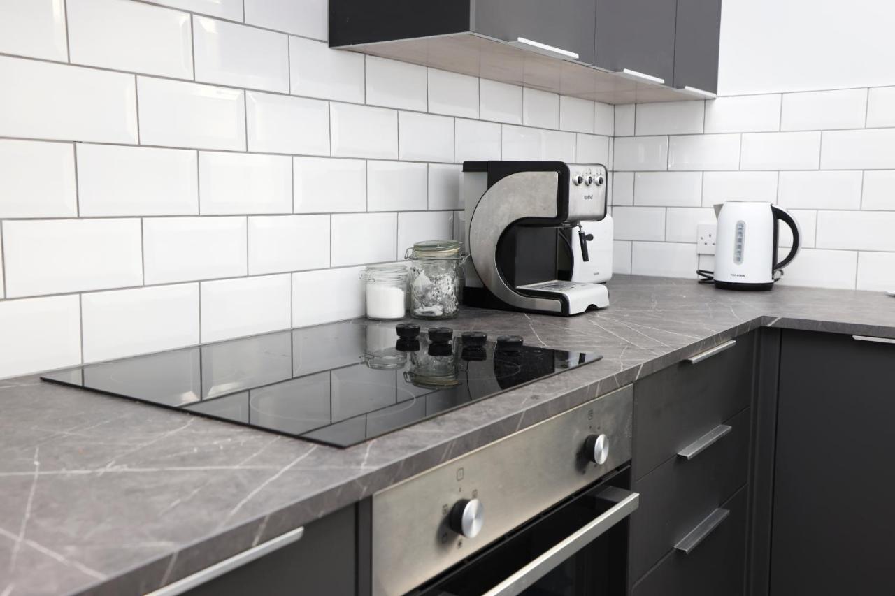 Stunning 2 Bed Apt Nr The Royal Mile & The Castle EDI Exterior photo
